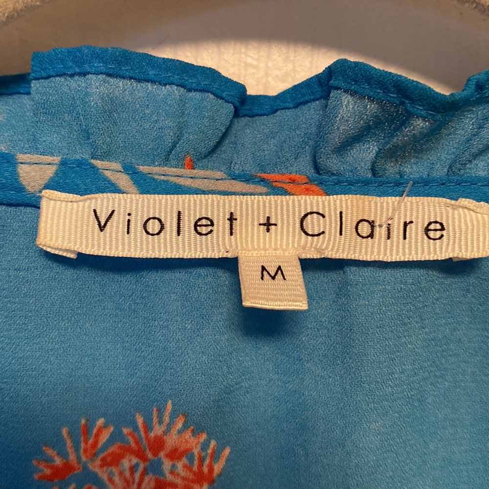 NWOT Violet + Claire Floral Sleeveless Top…size M - Picture 3 of 4